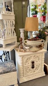 We are constantly sprucing up the store with new things for our customers. We are open every day and look forward to seeing you. #spruceandwillowhome #wenatchee #pnw #visitwenatchee #wenatcheedowntown #downtownwenatchee #wenatcheevalley #lakechelan #