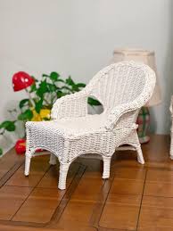 Vintage Small White Wicker Lounge Chase Doll Chair or Plant ...