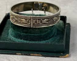 Vintage Whiting & Davis Gold Tone Hinged Bangle Bracelet - Etsy