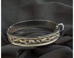 Vintage Green & Gold Enamel Bangle Bracelet, Retro Jewelry, Statement Accessory, Boho Chic, Gift for Her, Unique Collectible - Etsy