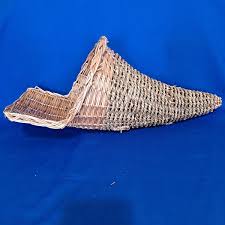 Vintage WICKER CORNUCOPIA BASKET Horn of Plenty Decoration ...