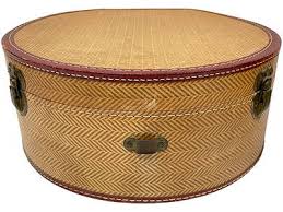 Hard Case Bassett Hat Box 13"