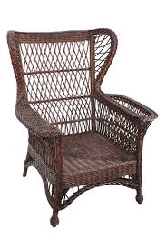 Silla de mimbre Victorian Bar Harbor con brazo revistero en 1stDibs España