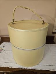 Vintage Yellow Vinyl Hat Box. Wig Case. - Etsy