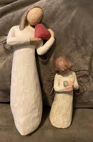 2 Willow Tree Figurines 8 inch Angel of the | Mercari