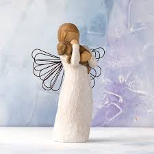 Angel of Friendship figurine | Official Willow Tree