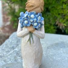 2011 Willow Tree Forget Me Not Figurine Girl Holding Violet Purple Flowers - Etsy