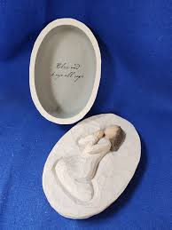 Willow Tree "Angel Of Prayer - Memory Box" – RC Gifts