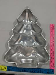 Wilton Christmas Tree Aluminum Cake Pan/Mold #502-1107 ...