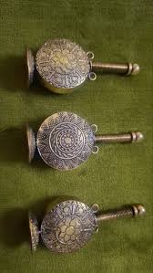 Kohl container with built-in applicator [Large Size] - Ahya ...