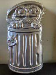 Vintage 1977 Wilton Oscar Grouch Cake Pan, Sesame Street ...