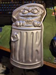 Vintage Wilton Oscar The Grouch Cake Mold 1977 | eBay