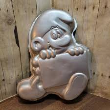 Wilton | Kitchen | 983 Wilton Papa Smurf Cake Pan | Poshmark