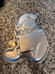 1983 Wilton Smurf Cake Pan | Mercari