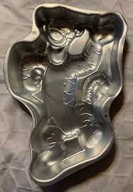 VINTAGE TIGGER CAKE PAN WALT DISNEY WILTON 15X10 winnie the ...