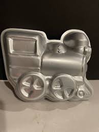 Vintage Wilton 1975 Train Aluminum Cake Pans Cooking-baking ...