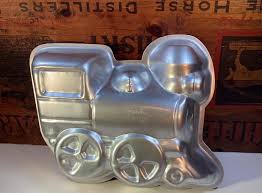 1975 Train Wilton Cake Pan or Candy Mold - Etsy