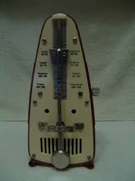 WITTNER TAKTELL PICCOLO METRONOME MEDIUM BROWN | eBay