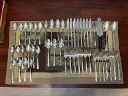 Vintage Holmes & Edwards IS Silverplate Flatware Set – 49 Pieces | eBay