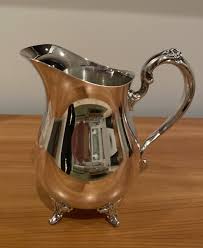 Stunning Vintage Oneida Silver-Plated Footed Water Pitcher ...