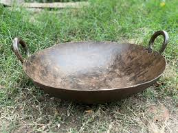 OLD ANTIQUE HANDMADE RUSTIC IRON WOK KADAI / DEEP FRYING PAN, KITCHENWARE | eBay