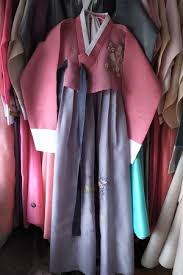 A Deep Dive into Hanbok – The Original Korean Outfit ...