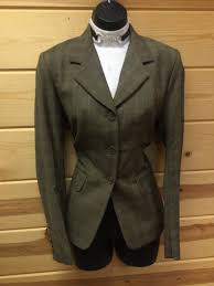 C 37 SS 15.5 CL 24 SW 24.5 W 32 Hunt Jacket – The Patchwork Pony