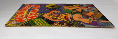 Diana Prince: Wonder Woman No. 199 April 1972 (Plus: A ...