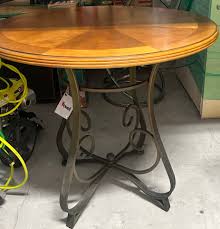 Dining Table Hamilton Collection by Powell