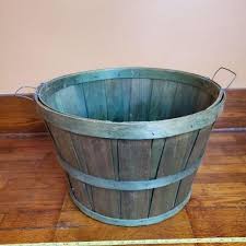 2000 MATTEL HOT WHEELS SHARK PARK | EstateSales.org