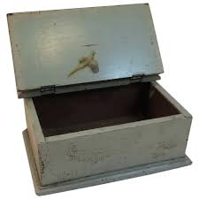 Primitive Green Wood Trinket Box - Ruby Lane