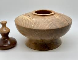 Oak Vase — PF Woodturning