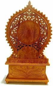 Beautiful Handcrafted Wooden Hindu Lord Ganesh Statue ...