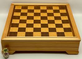 LEVENGER Old-Style Game Box WOODEN CHESS SET Dominoes ...