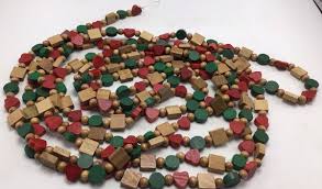 Christmas Tree Garland Red Hearts Green Circles Wood ...