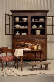 Sold at Auction: Neogotische Vitrine