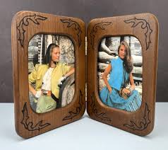 Vintage Wooden Bi-fold Double Photo Frame Rounded ...
