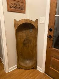 Would love any info you can provide of this (presumably) antique dough bowl/trencher. : r/Antiques