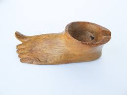 Wooden Foot Ashtray / Dish – Portland Revibe