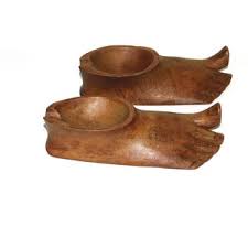 Set 2 Carved Wood Foot Big Toe up Barefoot Ashtray Pipe Rest Cigar Holder Folk Art Bare Feet Vintage - Etsy Canada