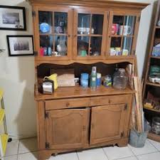 Maple Hutch for Sale in Oak Glen, CA - OfferUp