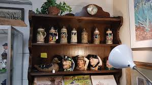 West Saint Paul Antiques