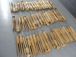 WOOD ROUND HEAD FLAT CLOTHES PINS CLOTHESPIN 👕 LOT 60 w/HANGING STORAGE BAG VTG | eBay Australia