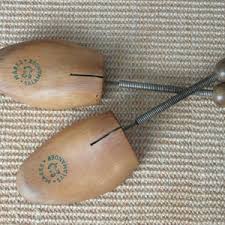 Vintage Shoe Trees Pair SALAMANDER 1950s Made of Wood and Iron for Sports Shoes and Shoes - Etsy Canada