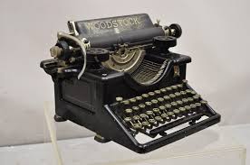 Antique Art Deco Woodstock Manual Typewriter at 1stDibs | machine a ecrire woodstock