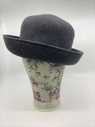 Ladies Vintage 1980's Daniele Meucci Gray Wool Breton Rolled ...