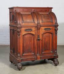 Lot - An American mahogany Wooten desk, late 19th century