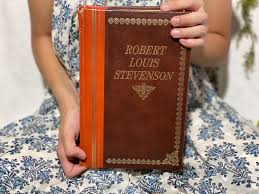 1984 Robert Louis Stevenson Treasury Masters Library Gold ...
