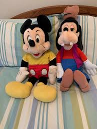 Worlds of Wonder Talking Mickey Mouse and Goofy with Books, Cassettes, Outfits | eBay