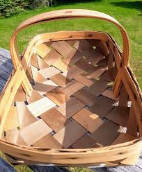 Cute Vintage Woven Wood Slat Basket, Stenciled White Ducks & Hearts, Signed by Artist, C. 1990s - Etsy